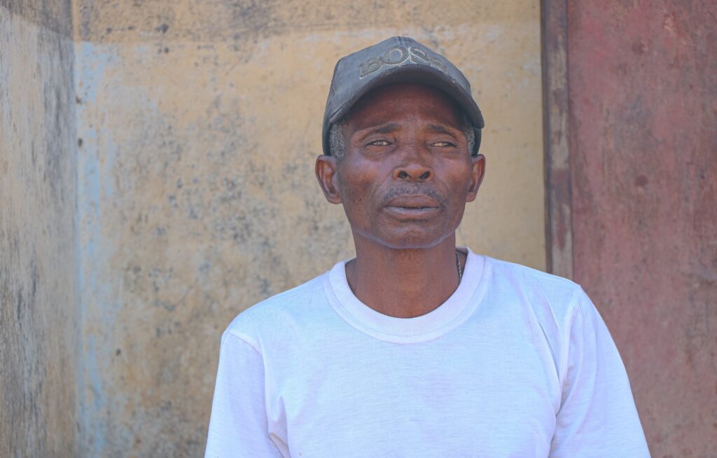 Meet 53-year-old Bendalana who was shot in the back by cattle thieves (credit: A.Gino Randrianasolo)