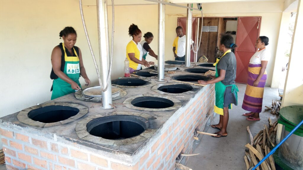 Cookstoves are installed at Les Saphirs School in Antohamadiro, Madagascar (credit: Native)