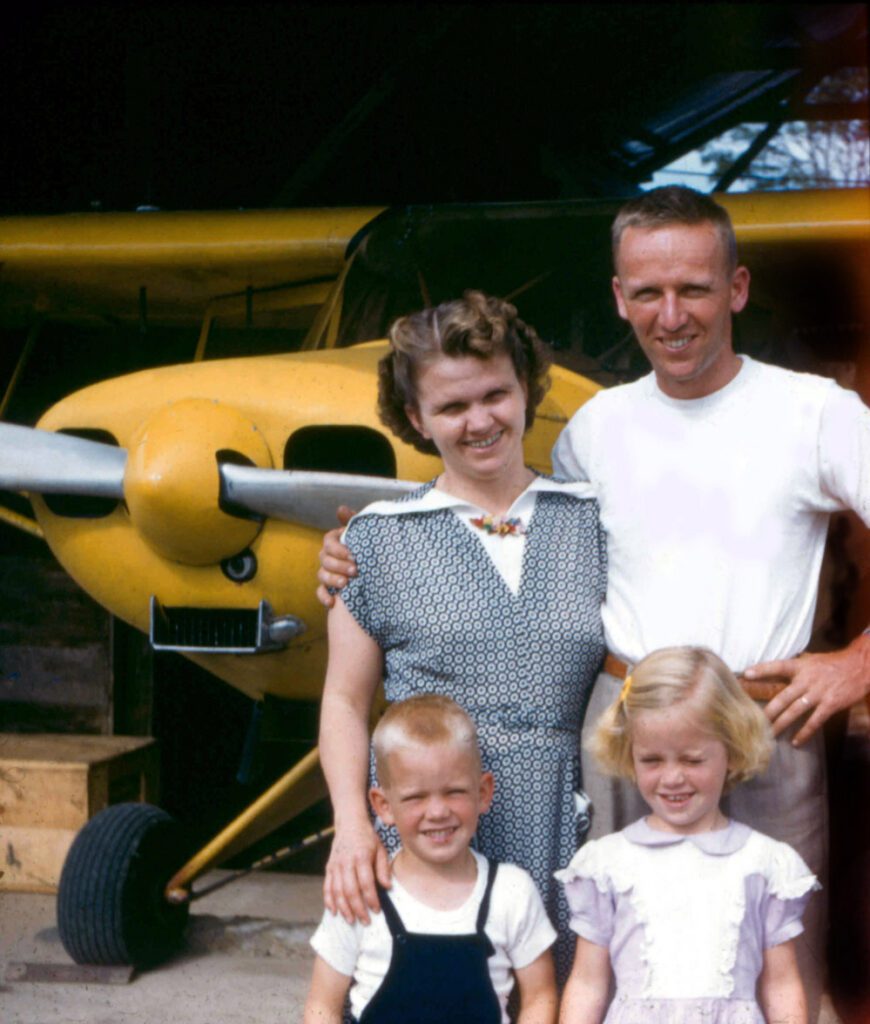 Nate with wife Marj and children Steve & Kathy (credit: MAF US)