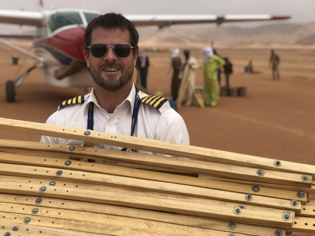 MAF pilot Phil Henderson flies crutches to Bardai (credit: Mark Ortman)