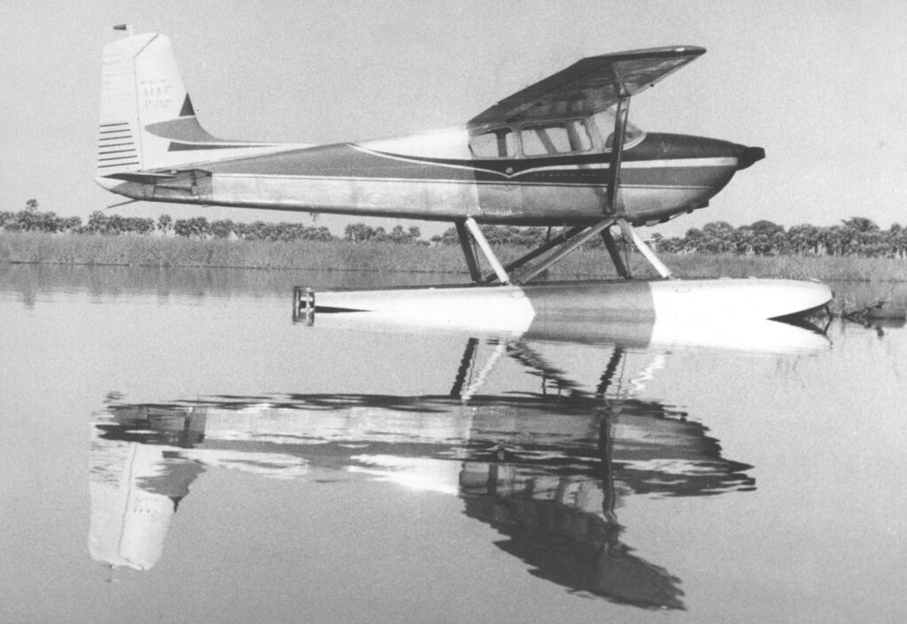 MAF launches in Chad with a floatplane (credit: Stuart King)