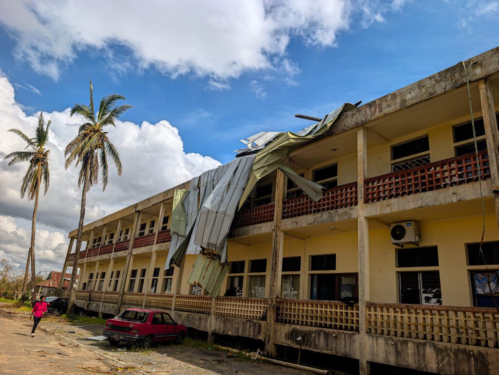 Metal roofing was torn off at Toamasina Hospital (credit: Gino Antsa Randrianasolo)