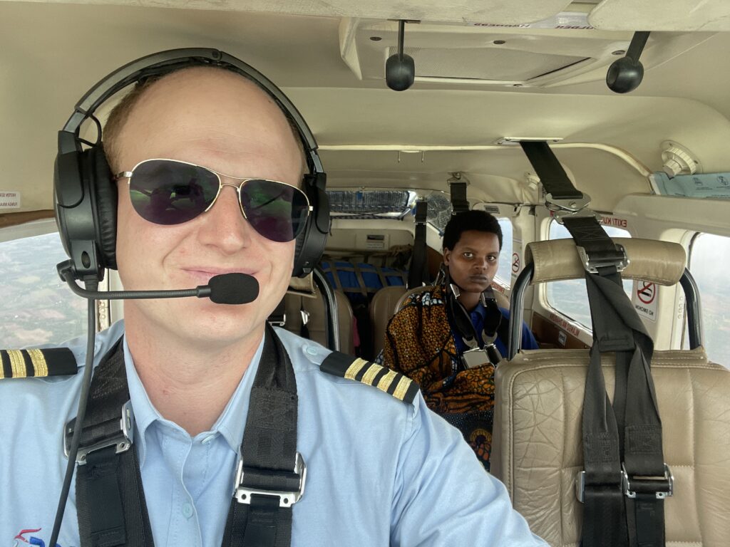 MAF pilot Peter Griffin flies to the rescue (credit: Peter Griffin)